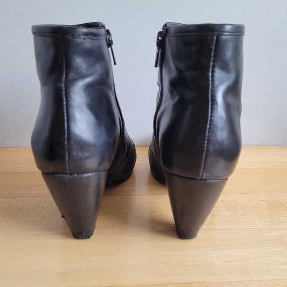 Miz Mooz THRONE Ankle Boots - Picture 2 of 5